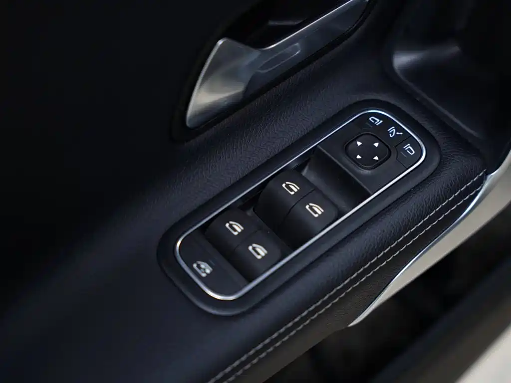 Mercedes-Benz A-Class AMG 2022 — фото 31