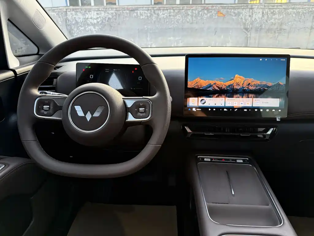 Wuling Starlight 730 New Energy 2025 — фото 14