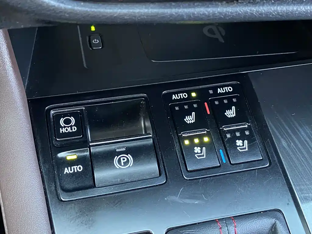Lexus RX 2017 — фото 17