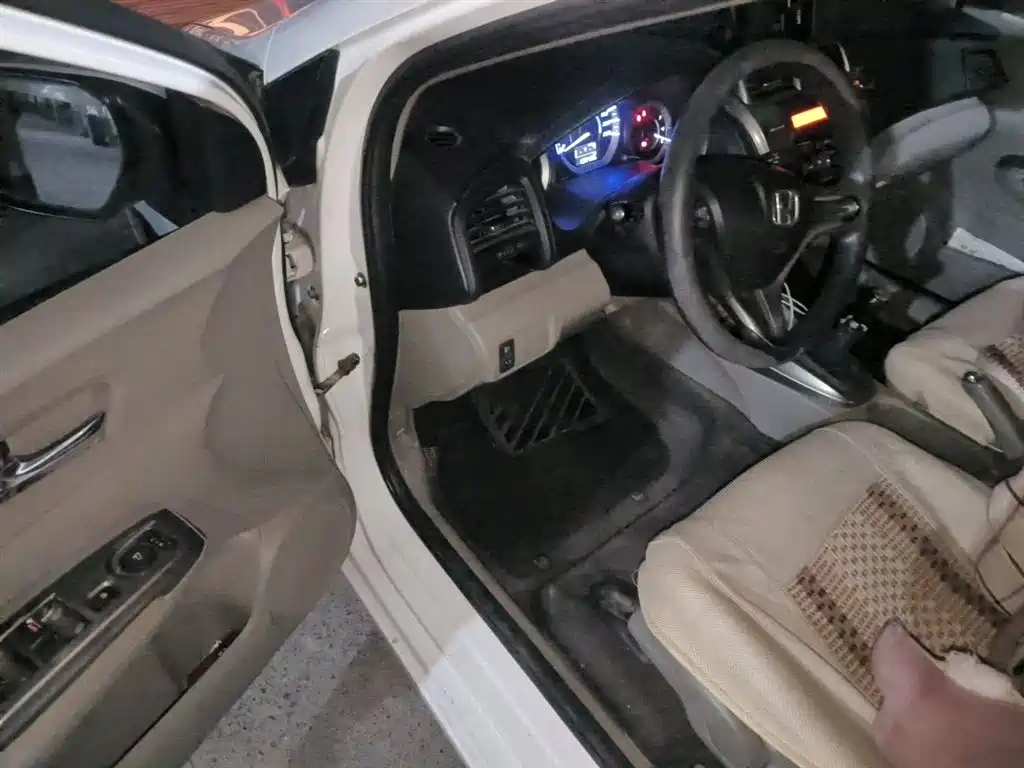 Honda City Classic 2015 — фото 14