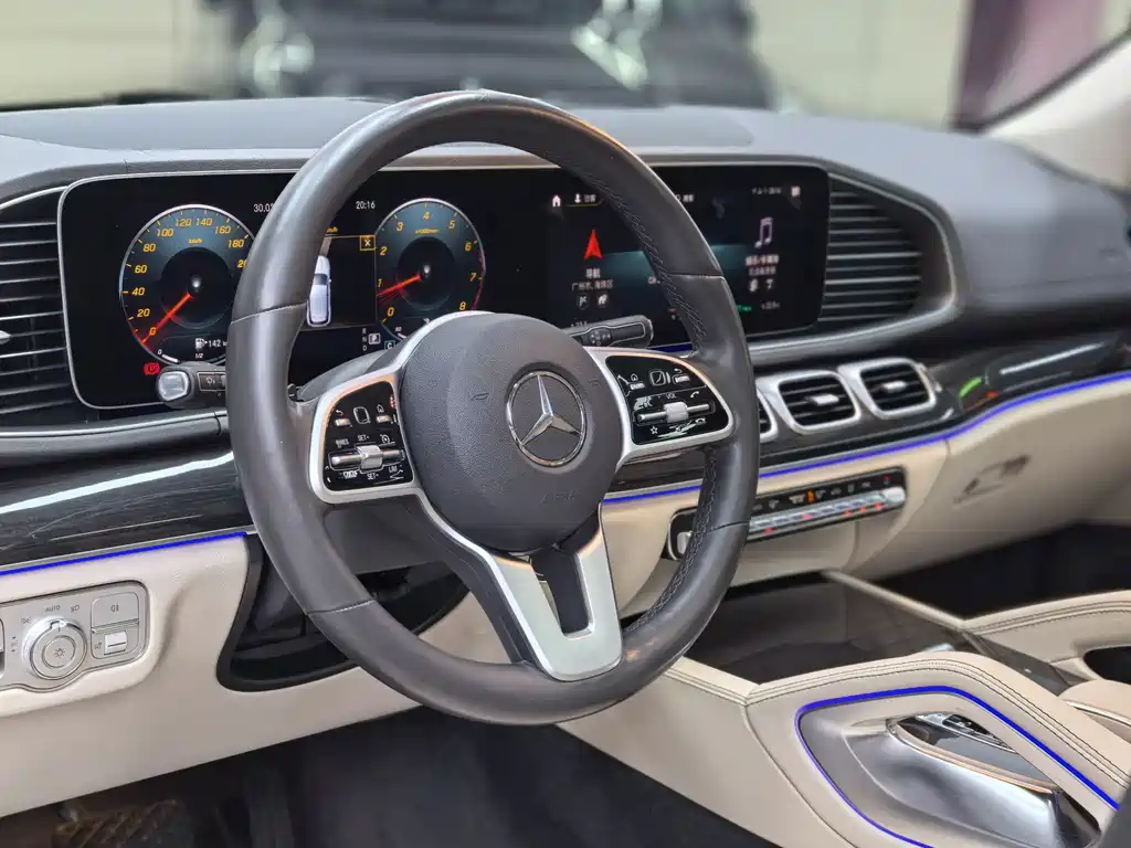 Mercedes-Benz GLE 2020 — фото 15