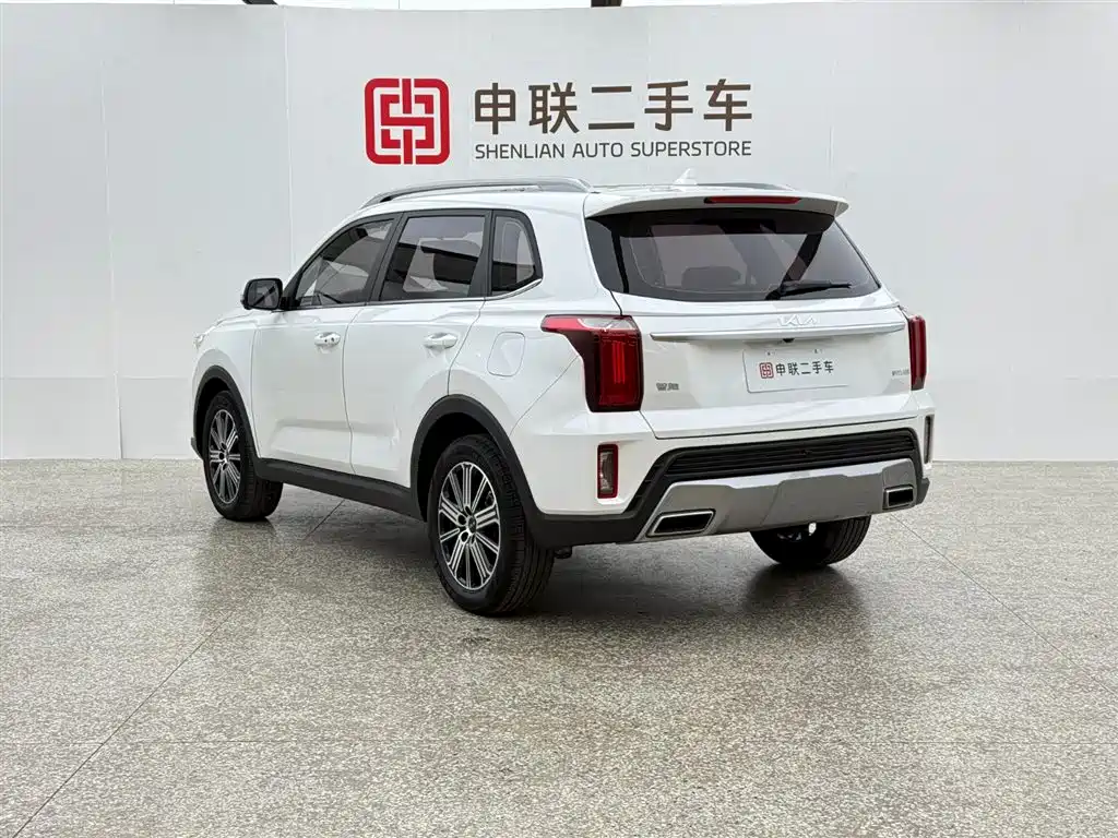 Kia Sportage 2023 — фото 3