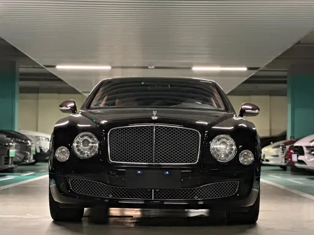 Bentley Mulsanne 2015 — фото 2