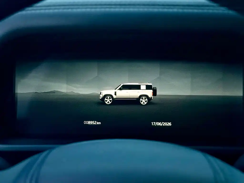 Land Rover Defender 2025 — фото 9