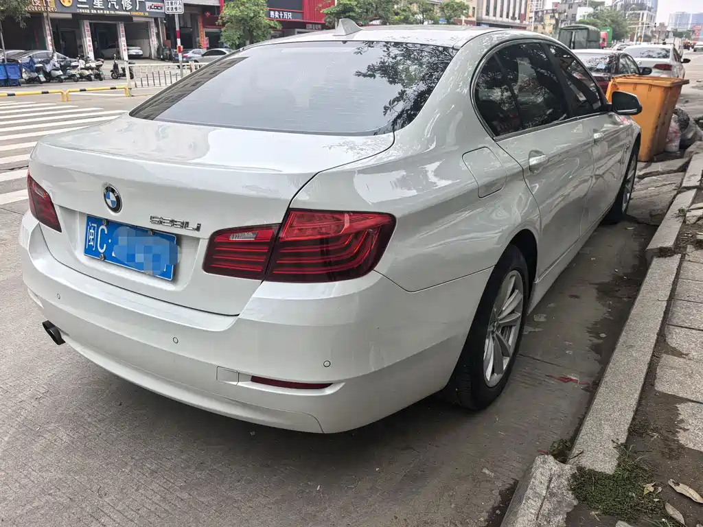 BMW 5 Series 2015 — фото 4