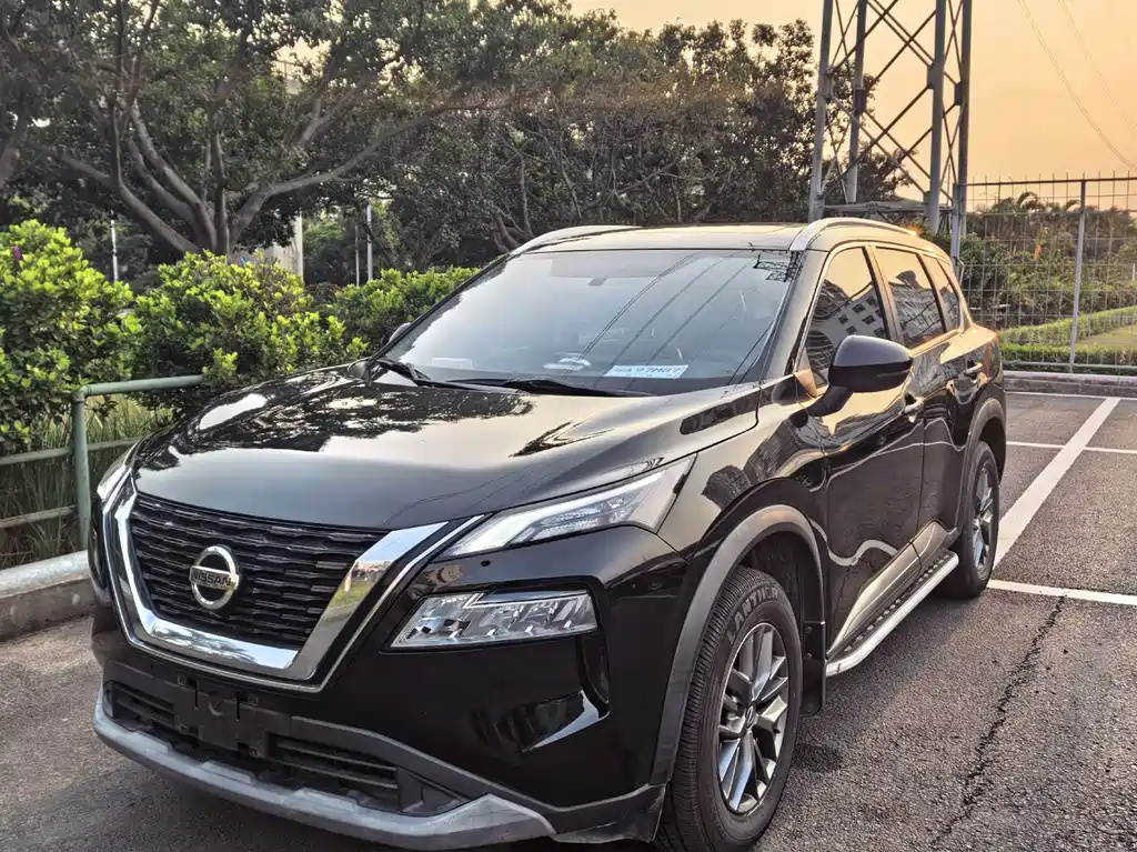 Nissan X-Trail 2022 — фото 1