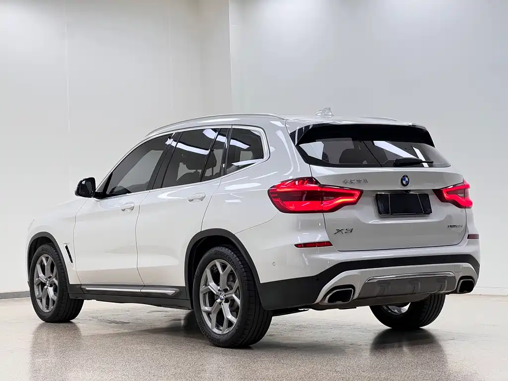 BMW X3 2019 — фото 8