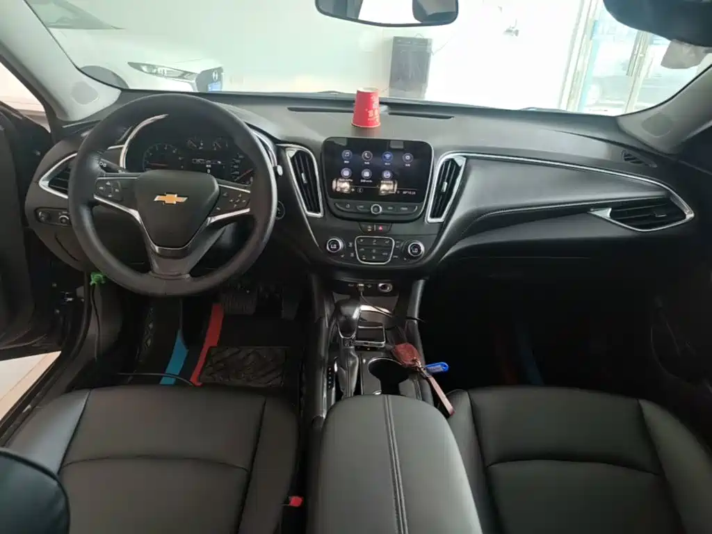 Chevrolet Malibu XL 2022 — фото 10