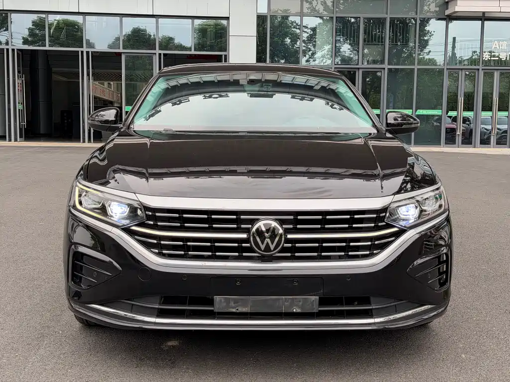 Volkswagen Passat 2021 — фото 2