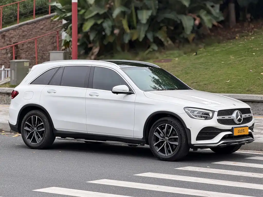 Mercedes-Benz GLC 2021 — фото 3