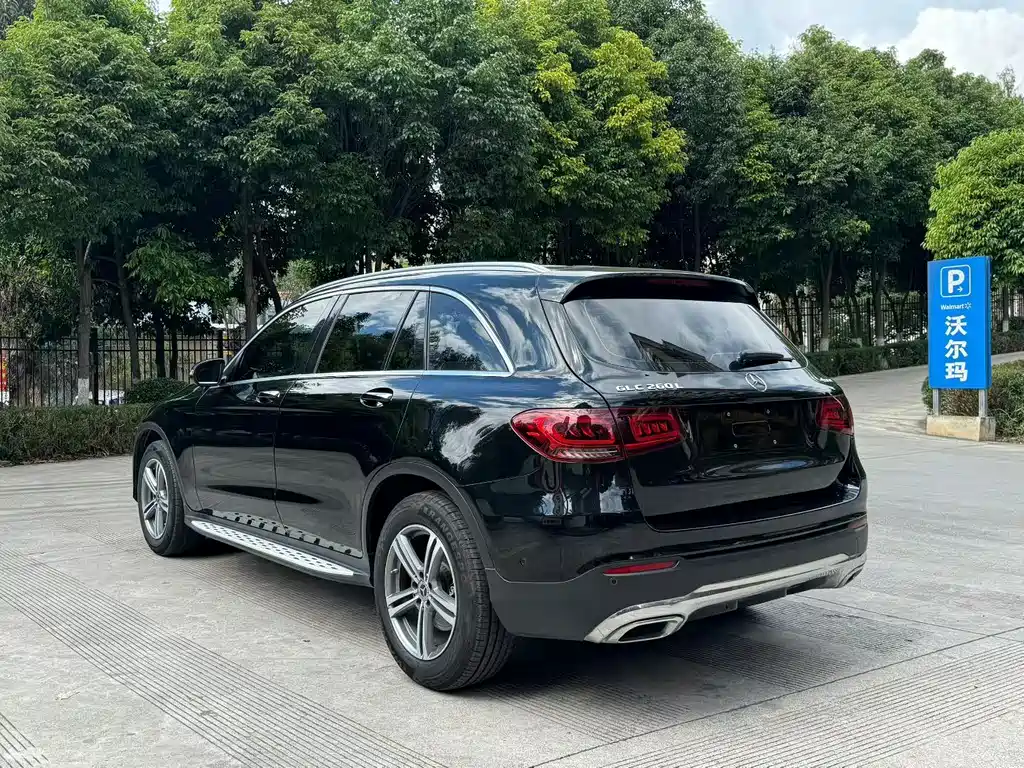 Mercedes-Benz GLC 2021