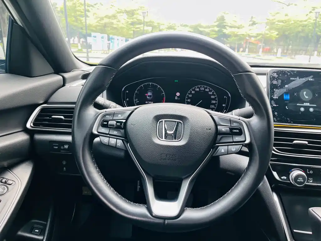 Honda Inspire 2023 — фото 10