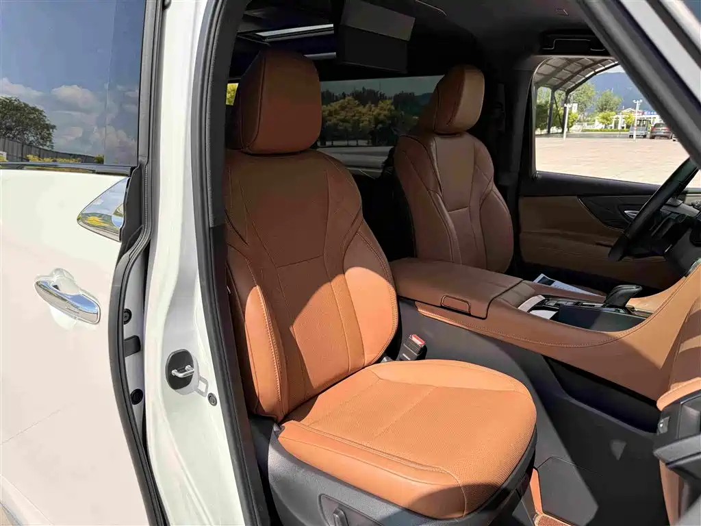 Toyota Vellfire 2024 — фото 9