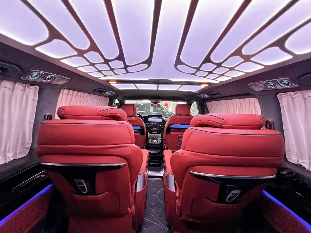 Mercedes-Benz Vito 2023 — фото 16