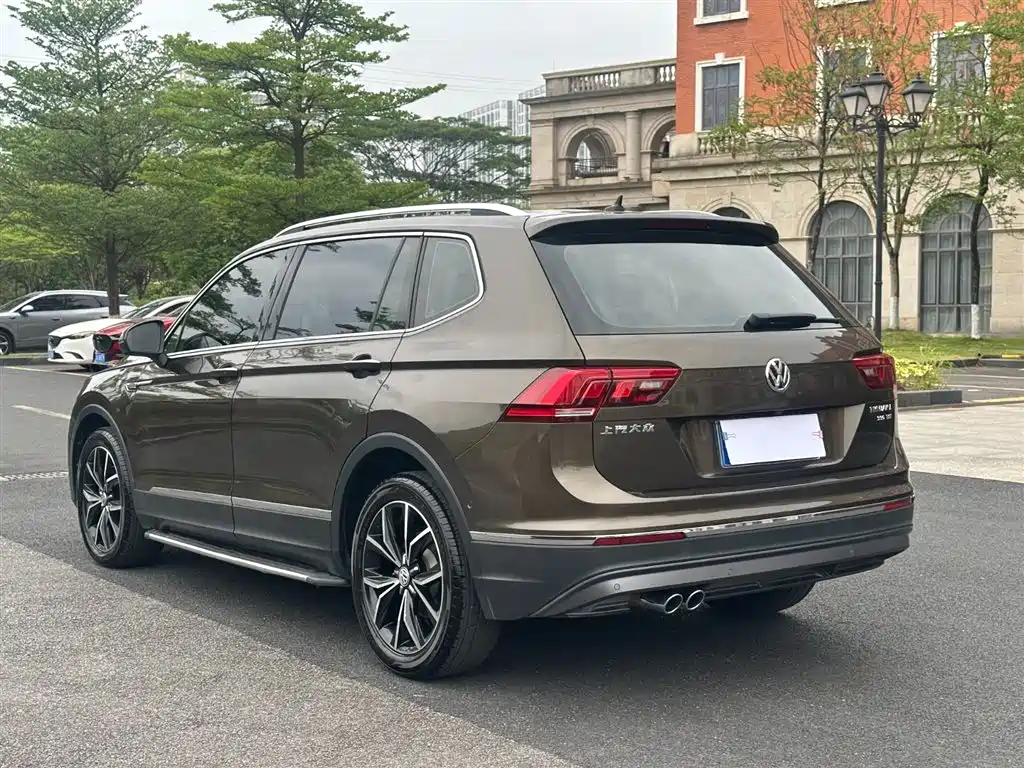 Volkswagen Tiguan L 2019 — фото 15