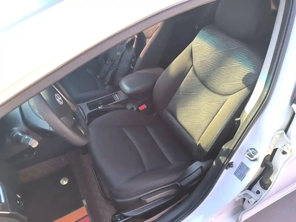 Hyundai Elantra Langdong 2015 — фото 11