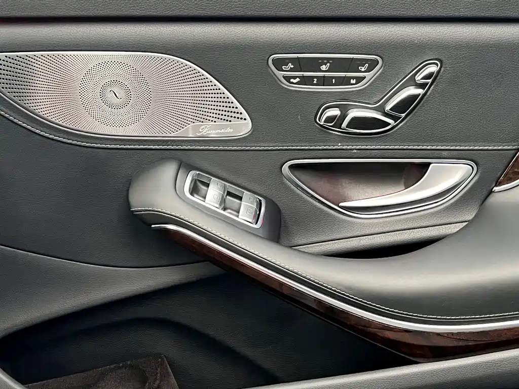 Mercedes-Benz S-Class 2017 — фото 16