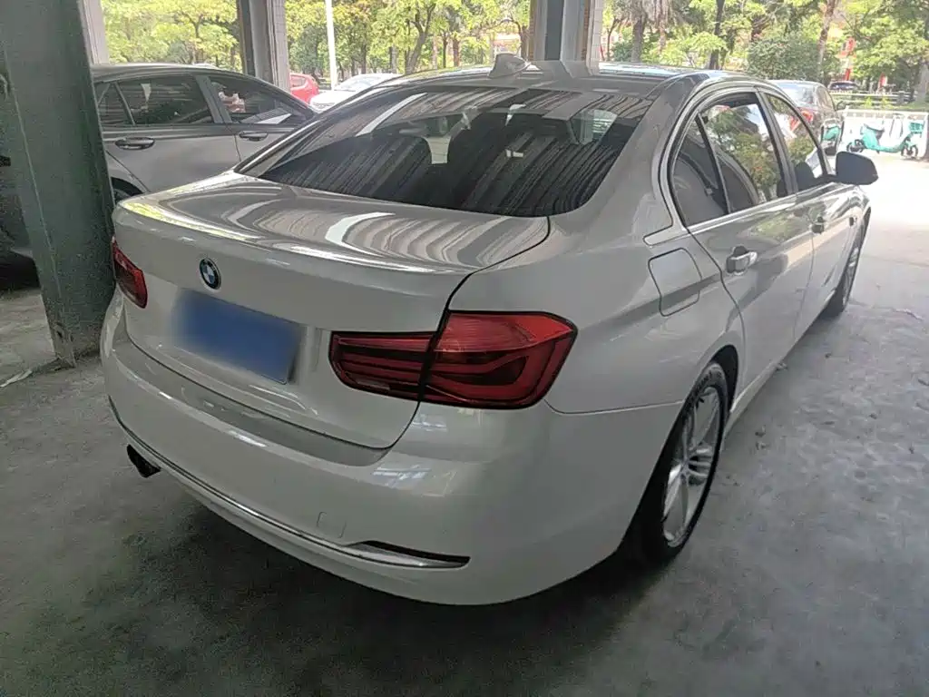 BMW 3 Series 2017