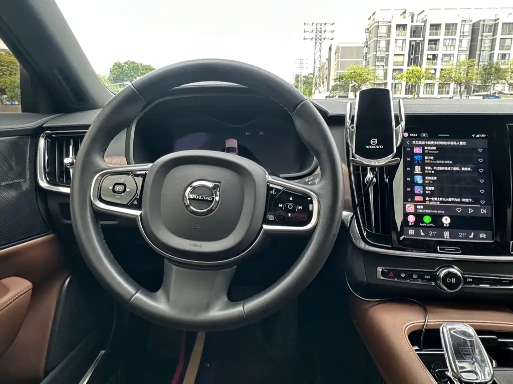 Volvo S90 2023 — фото 18