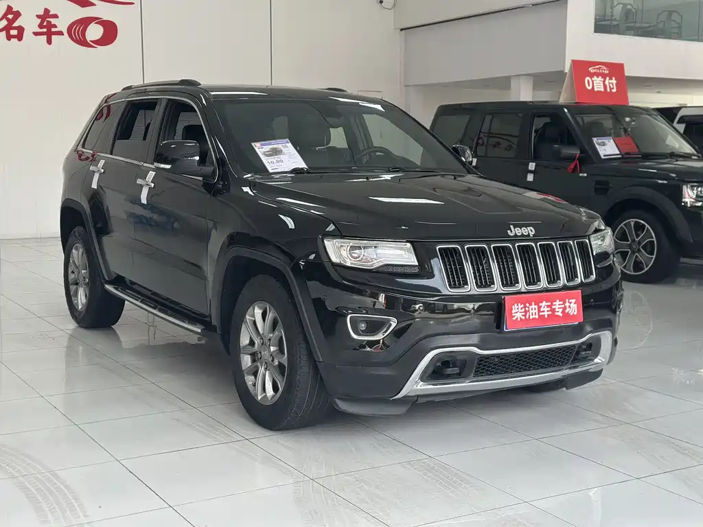 Jeep Grand Cherokee 2016 — фото 3