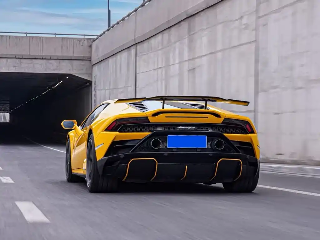 Lamborghini Huracan 2020 — фото 3