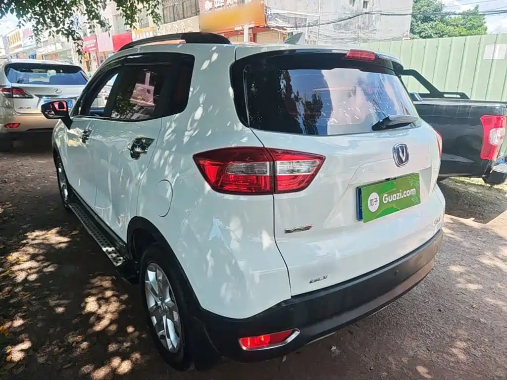 Changan CS15 2018