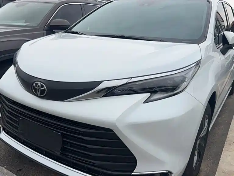 Toyota Sienna 2026 — фото 19