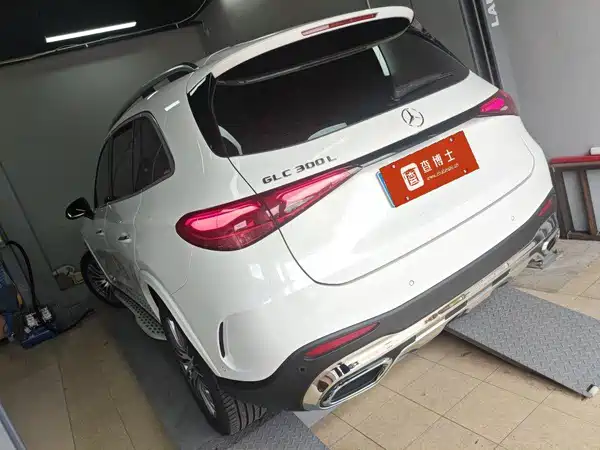 Mercedes-Benz GLC 2024