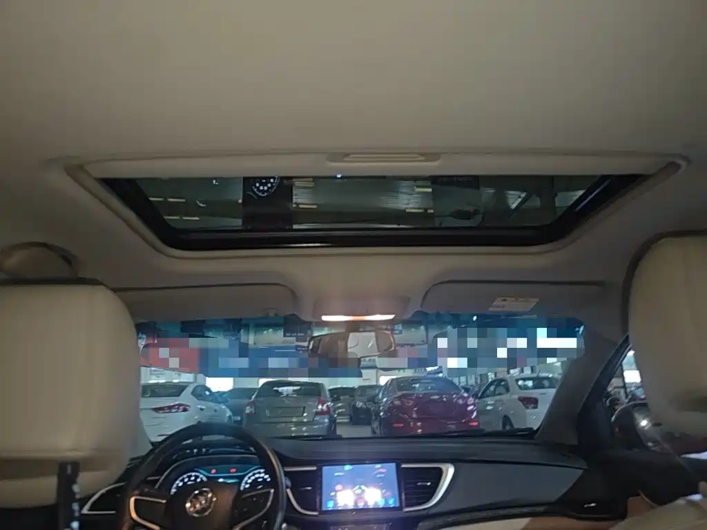 Buick Excelle 2017 — фото 14