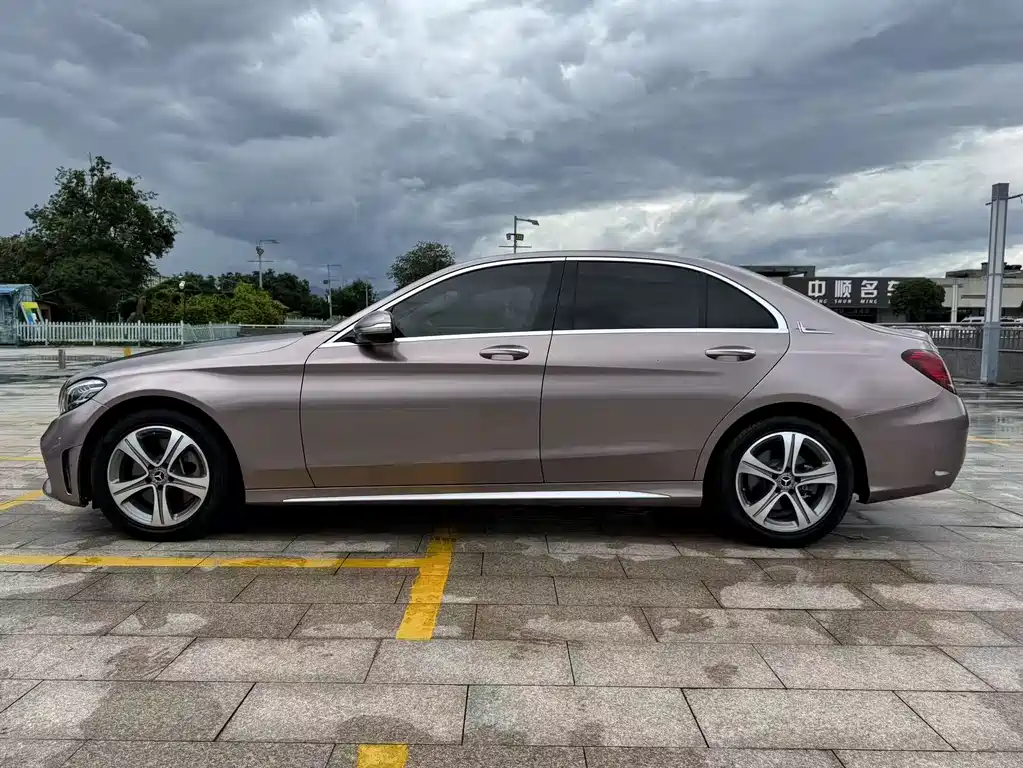 Mercedes-Benz C-Class 2019