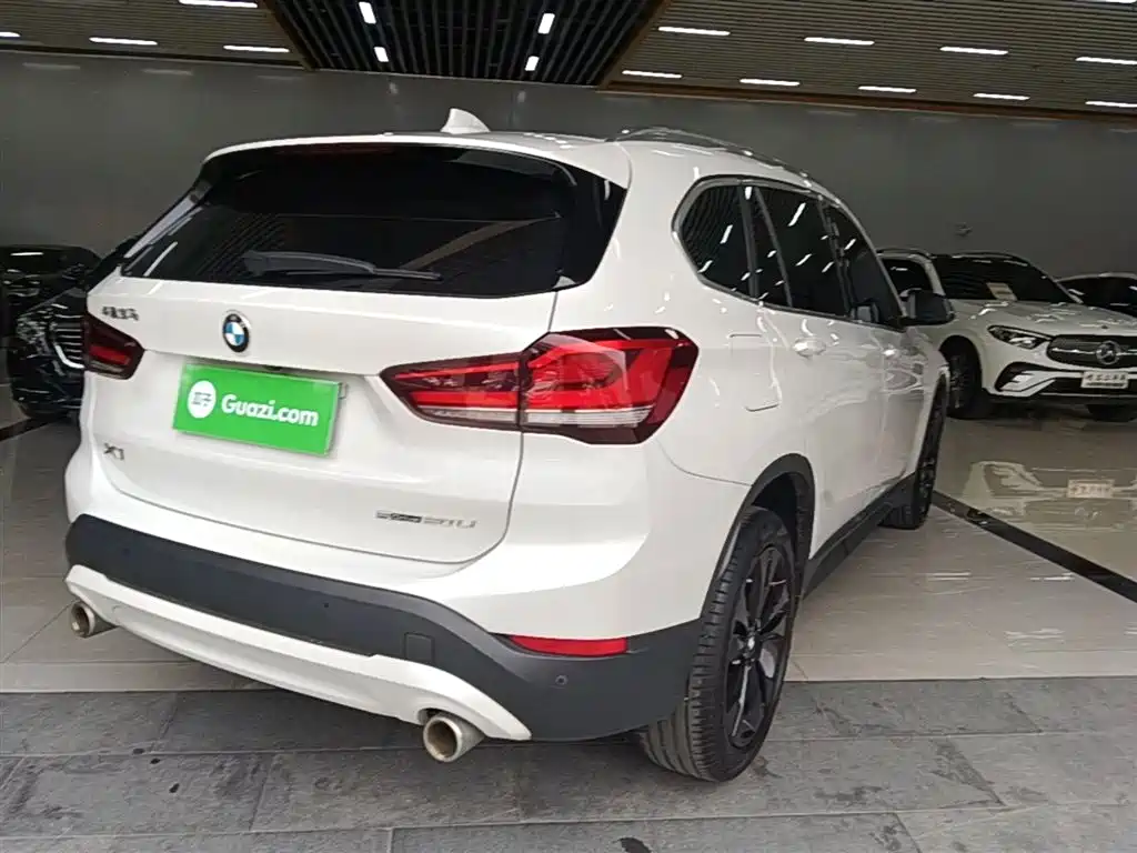 BMW X1 2021 — фото 7