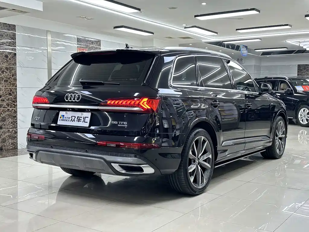 Audi Q7 2020 — фото 4