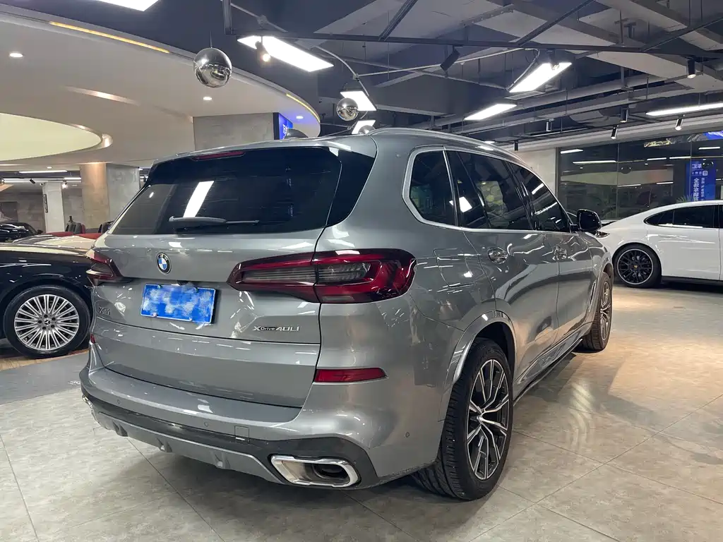 BMW X5 2022