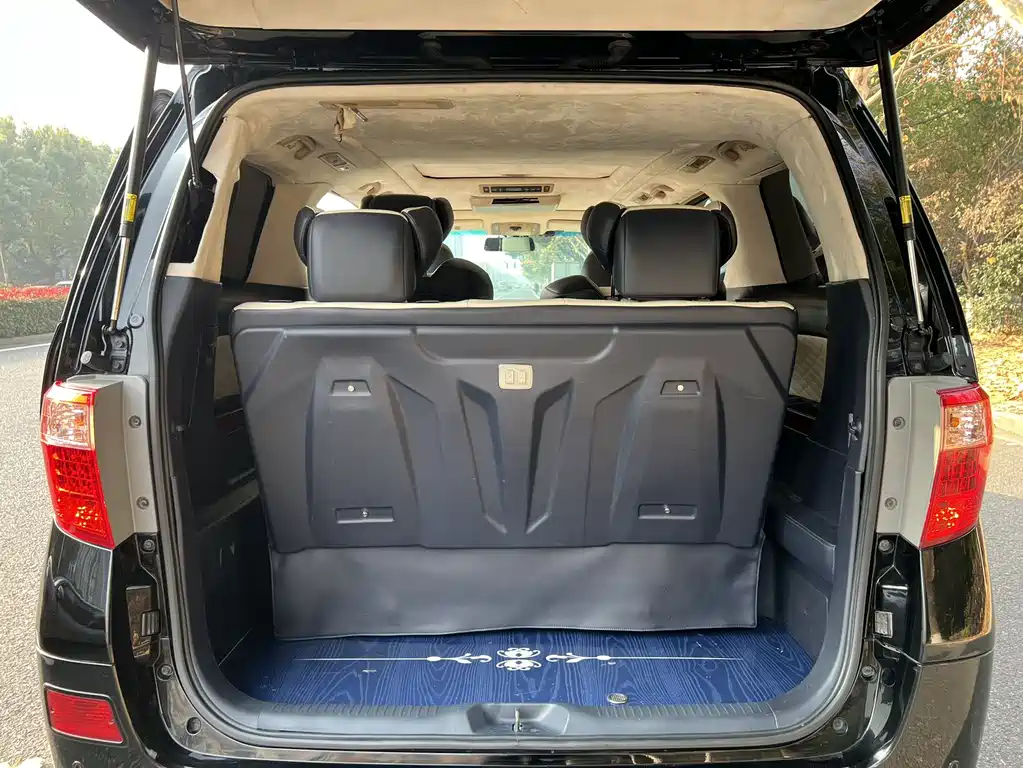 Toyota Alphard 2012 — фото 10