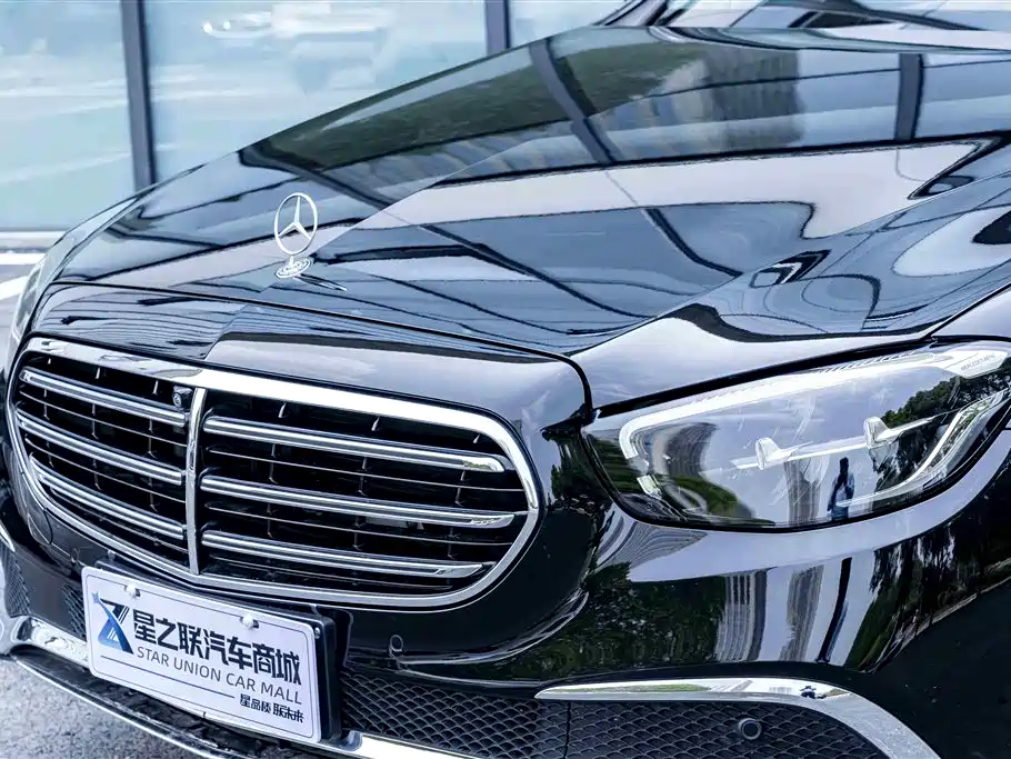 Mercedes-Benz E-Class 2023 — фото 4