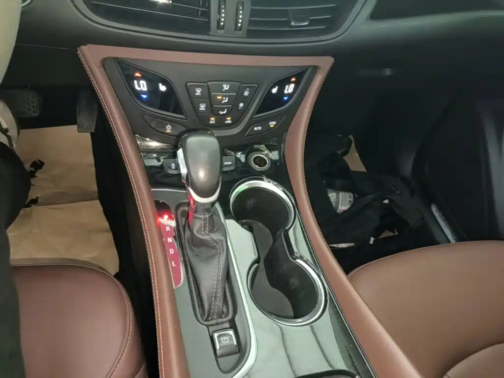 Buick Envision Plus 2020 — фото 14