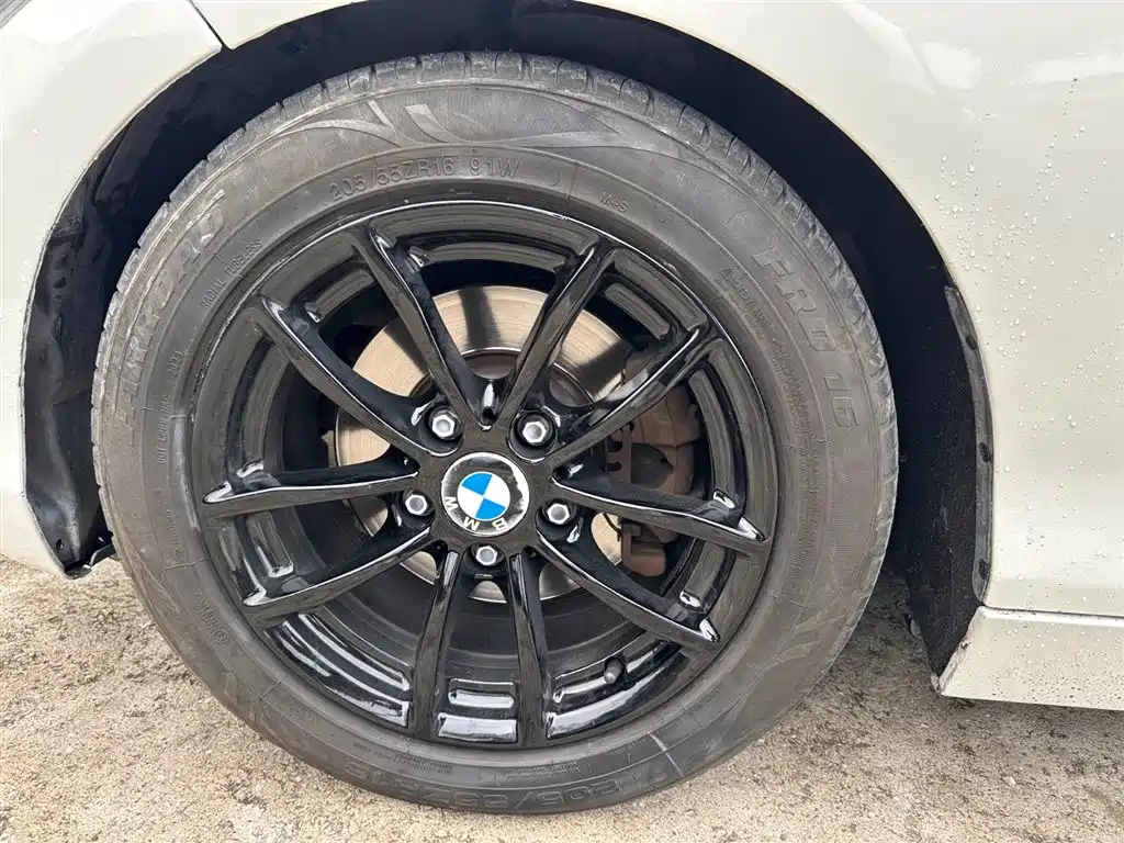 BMW 1 Series 2012 — фото 25