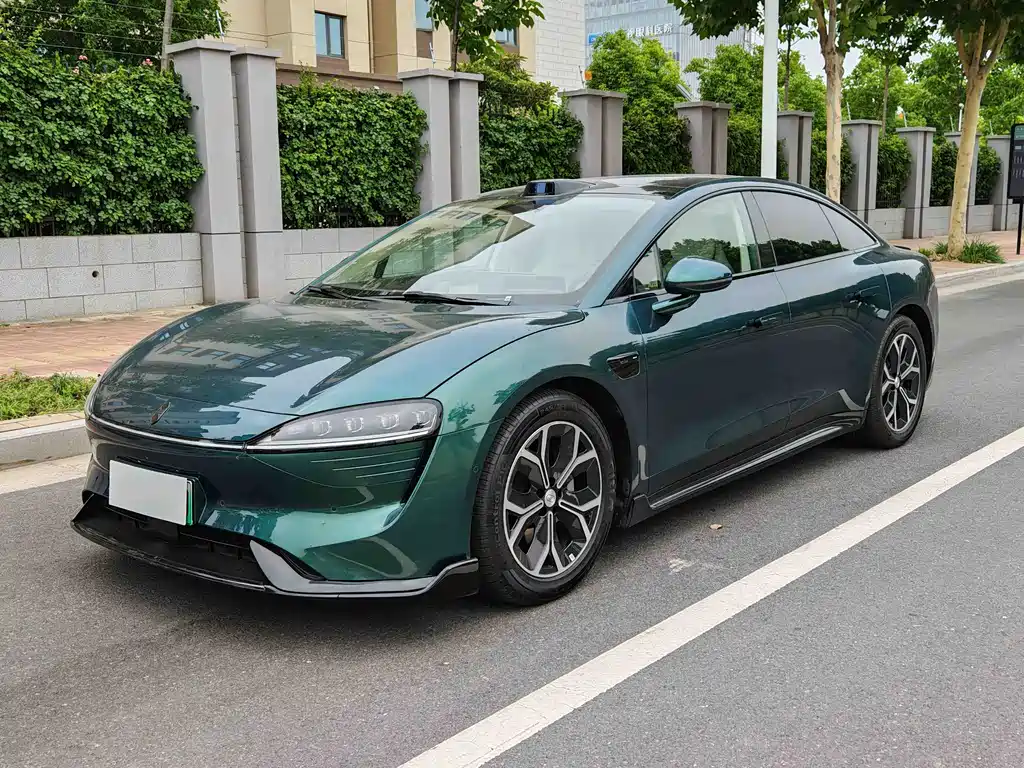 Luxeed Zhijie S7 2025