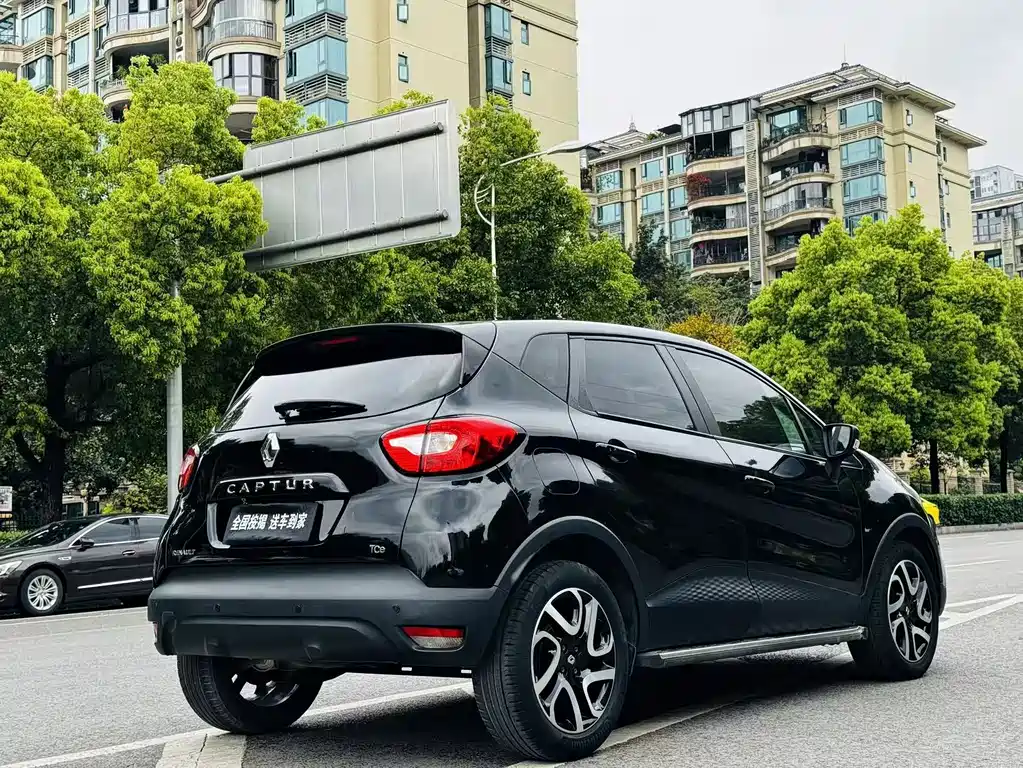Renault Captur 2016 — фото 7