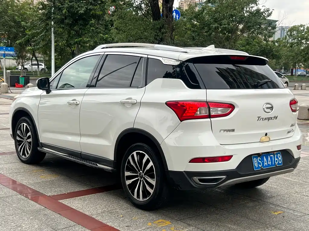 GAC Motor Trumpchi GS4 2016 — фото 6