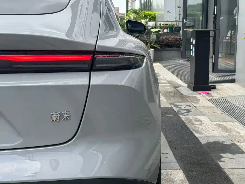 NIO ET5 2024