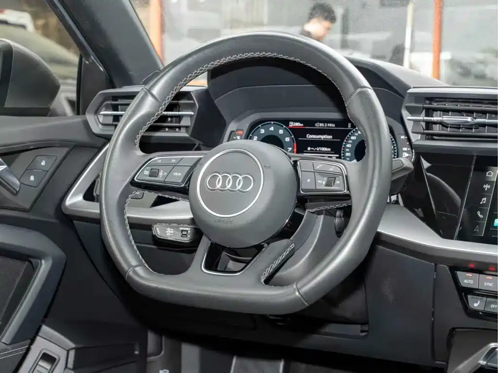 Audi A3 2024 — фото 12