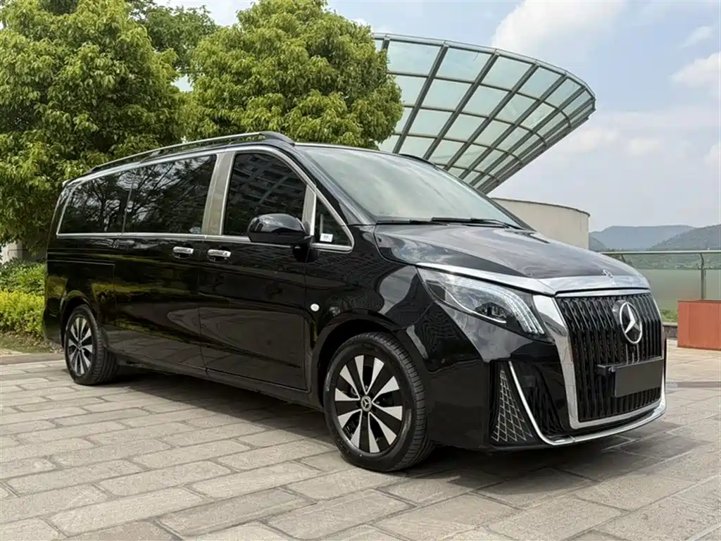Mercedes-Benz Vito 2024 — фото 8