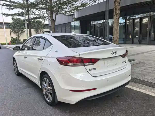 Hyundai Celesta 2018