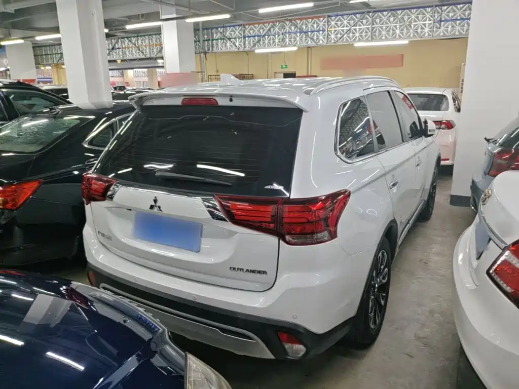 Mitsubishi Outlander 2019