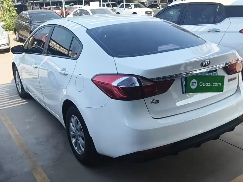 Kia K3 2016