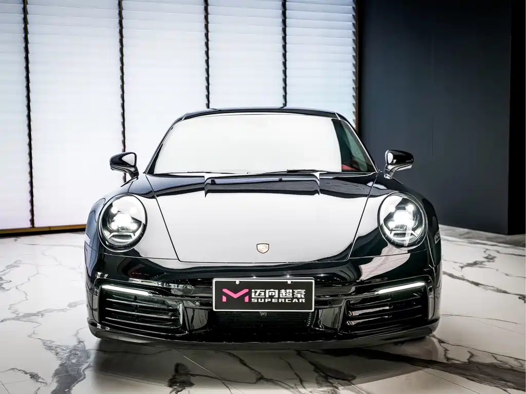 Porsche 911 2021