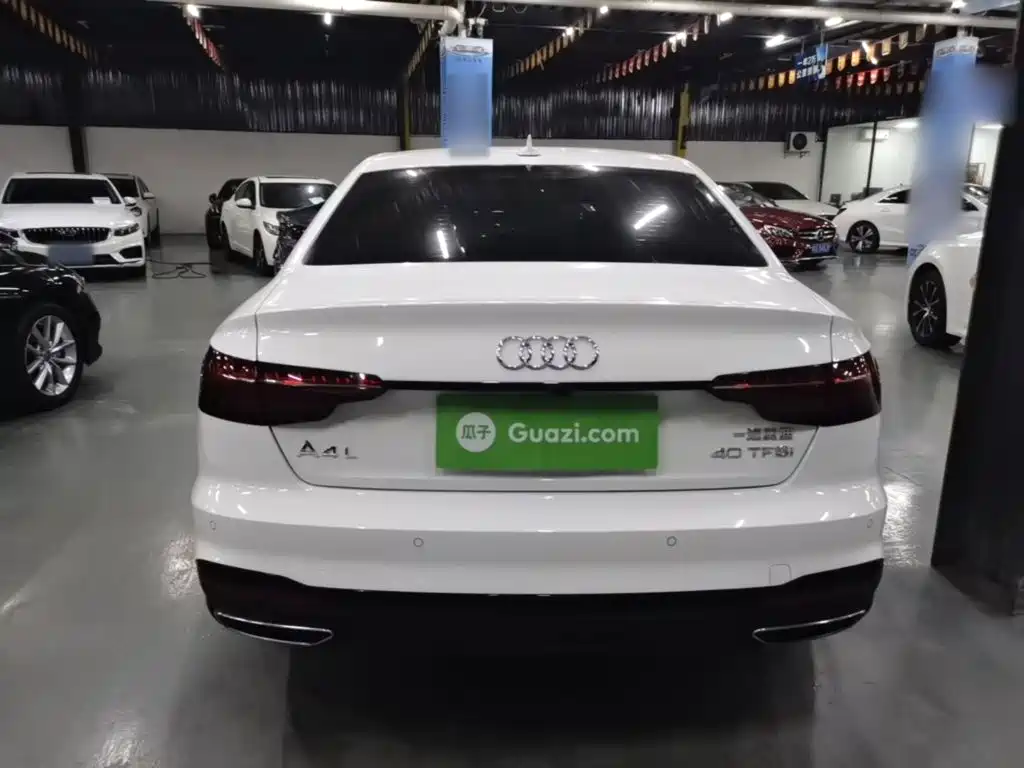 Audi A4L 2025