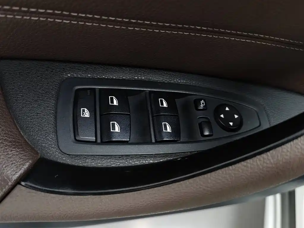 BMW X1 2020 — фото 9