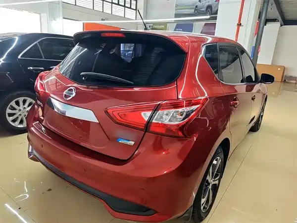 Nissan Tiida 2016